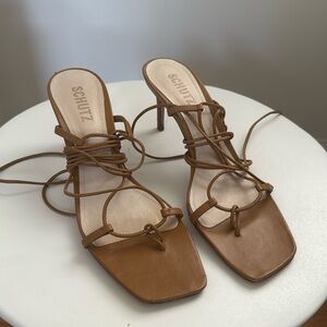 SCHUTZ 	
Antosha Sandal